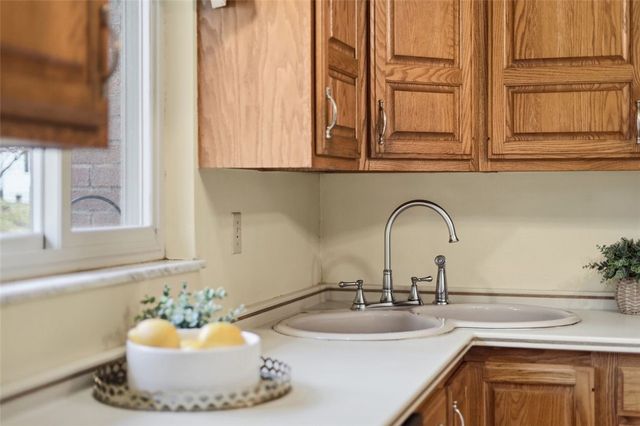 5195 Texas Ave, Bethel Park, PA 15102