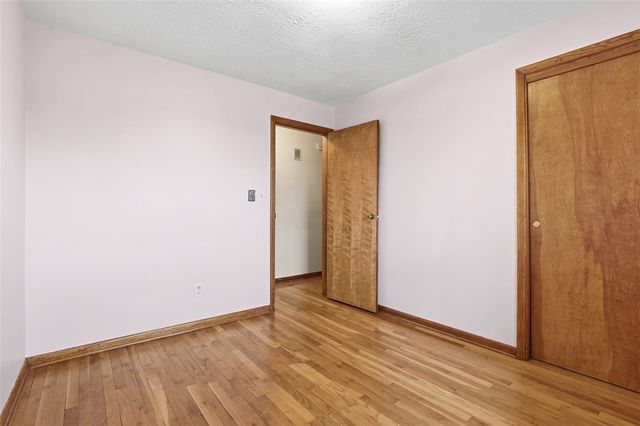 5195 Texas Ave, Bethel Park, PA 15102