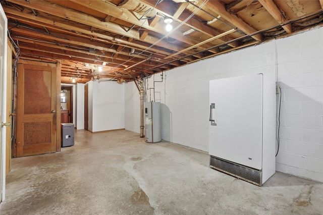 5195 Texas Ave, Bethel Park, PA 15102