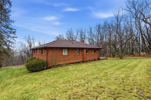 5195 Texas Ave, Bethel Park, PA 15102