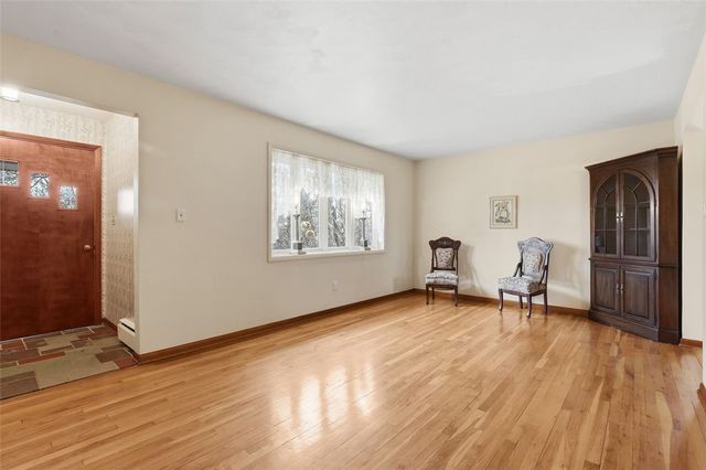 5195 Texas Ave, Bethel Park, PA 15102