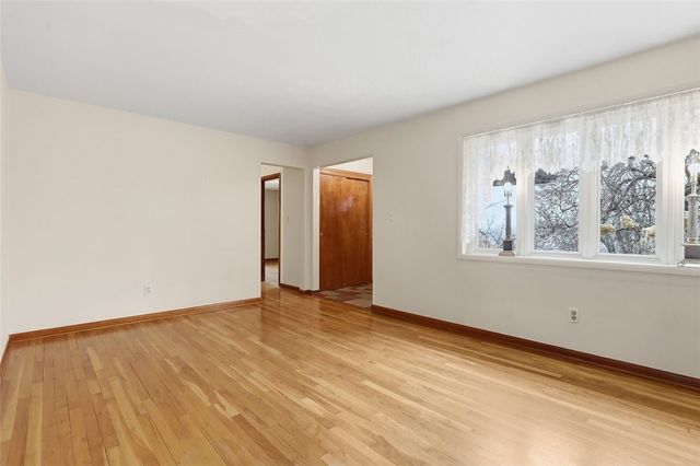 5195 Texas Ave, Bethel Park, PA 15102