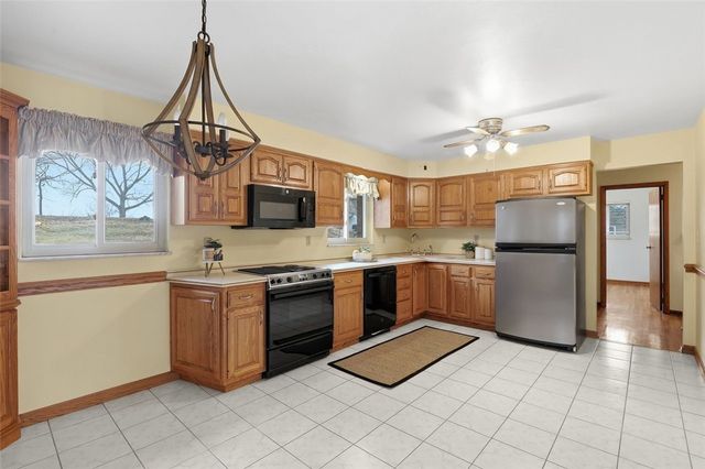 5195 Texas Ave, Bethel Park, PA 15102