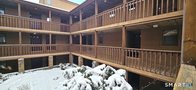 482 East Street APT 16, Plainville, CT 06062