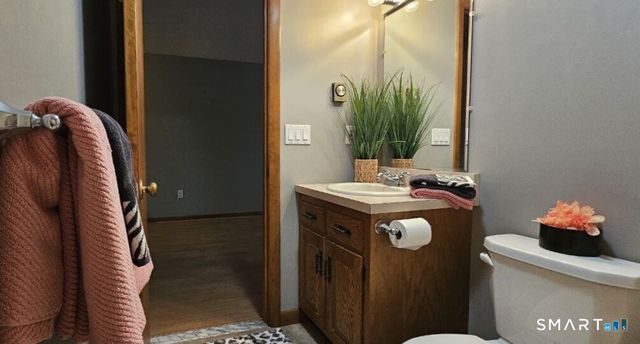 482 East Street APT 16, Plainville, CT 06062