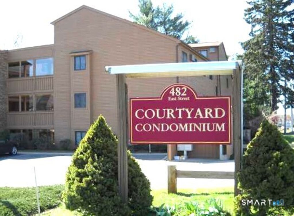 482 East Street APT 16, Plainville, CT 06062