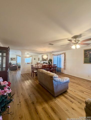 10638 Tiger Chase, San Antonio, TX 78251