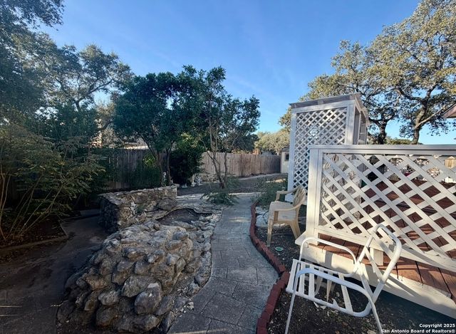 10638 Tiger Chase, San Antonio, TX 78251