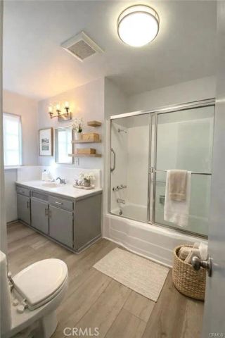 2544 N Brighton, Burbank, CA 91504
