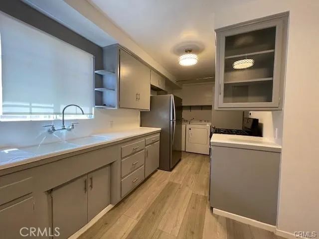 2544 N Brighton, Burbank, CA 91504