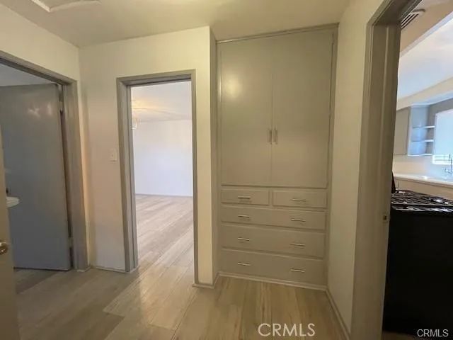 2544 N Brighton, Burbank, CA 91504