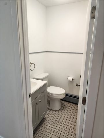 44 Nellie Street, Providence, RI 02904