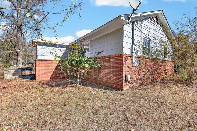 209 Cardinal Road, Jacksonville, NC 28546