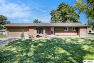 21604 Leavenworth Street, Omaha, NE 68022
