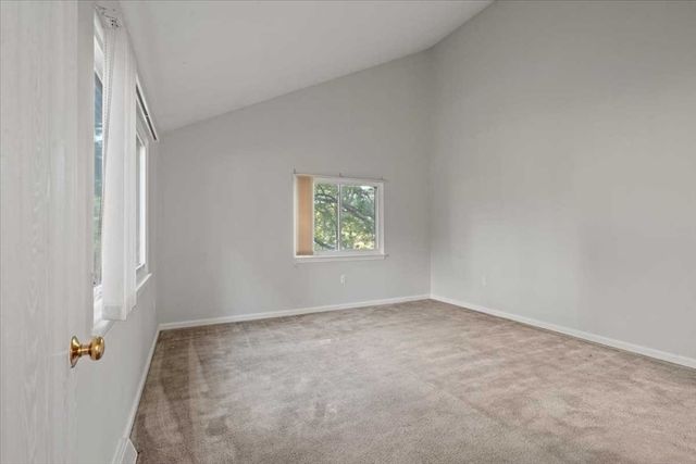 23 Spyglass Hill Dr 23, Ashland, MA 01721