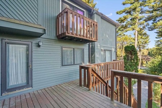 23 Spyglass Hill Dr 23, Ashland, MA 01721