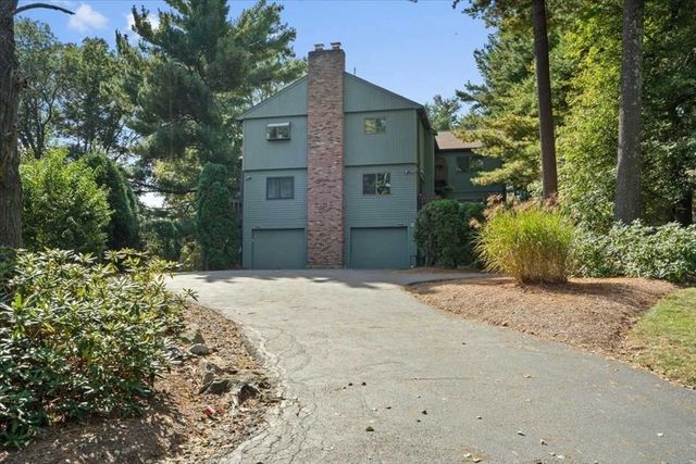 23 Spyglass Hill Dr 23, Ashland, MA 01721