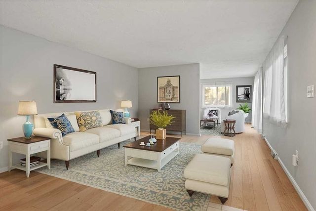 23 Spyglass Hill Dr 23, Ashland, MA 01721