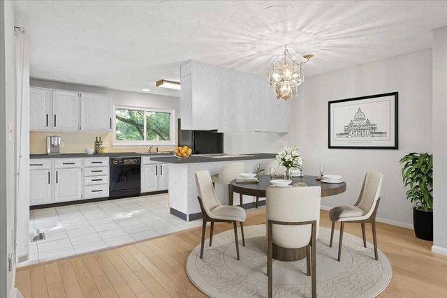 23 Spyglass Hill Dr 23, Ashland, MA 01721