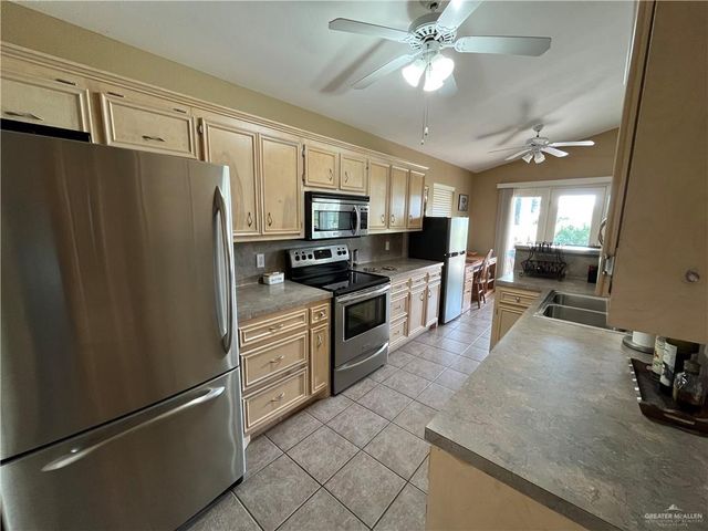 329 Rebecca Drive, Alamo, TX 78516