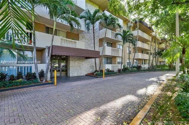 1800 Sans Souci Boulevard 305, North Miami, FL 33181