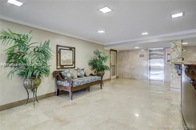 1800 Sans Souci Boulevard 305, North Miami, FL 33181