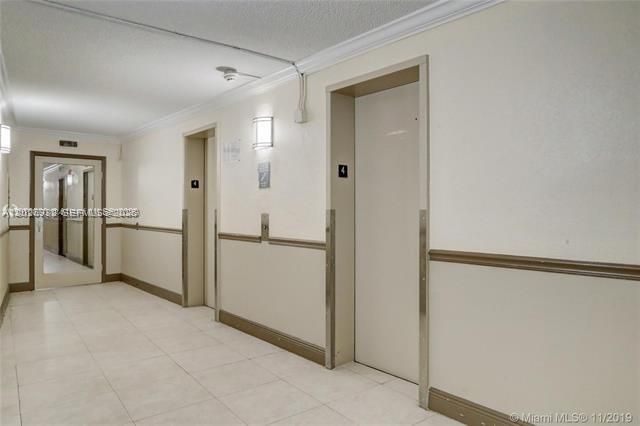 1800 Sans Souci Boulevard 305, North Miami, FL 33181