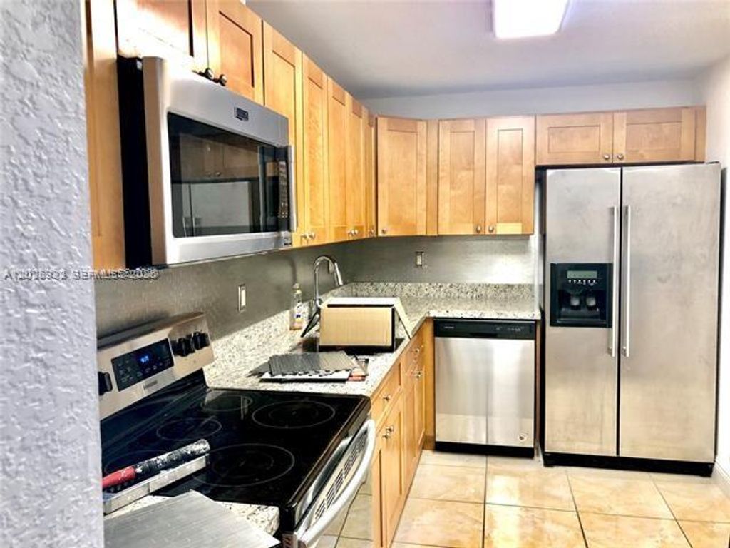 1800 Sans Souci Boulevard 305, North Miami, FL 33181