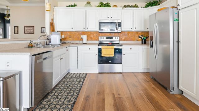 145 Lauren Wood Circle, Taylors, SC 29687