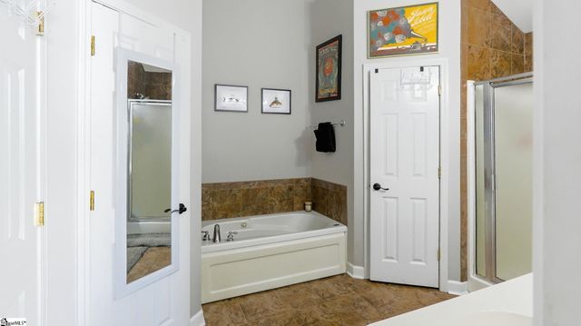 145 Lauren Wood Circle, Taylors, SC 29687