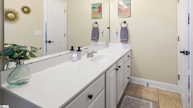 145 Lauren Wood Circle, Taylors, SC 29687
