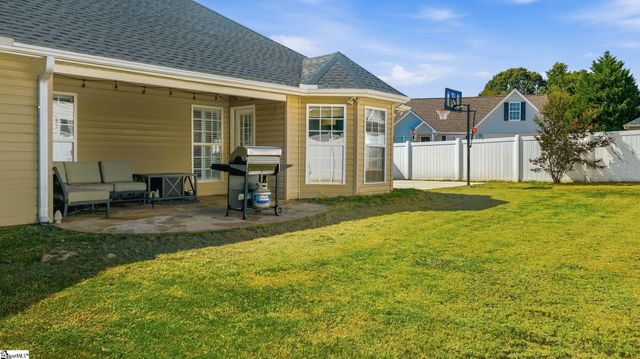 145 Lauren Wood Circle, Taylors, SC 29687