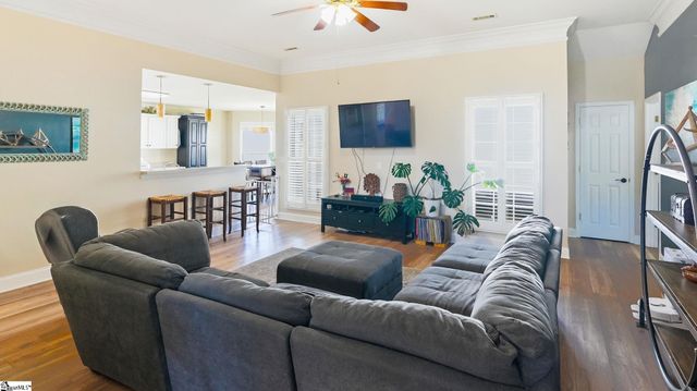 145 Lauren Wood Circle, Taylors, SC 29687