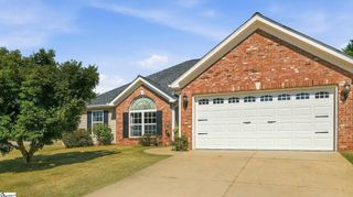 145 Lauren Wood Circle, Taylors, SC 29687