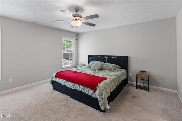 311 W 6th Avenue, Raeford, NC 28376