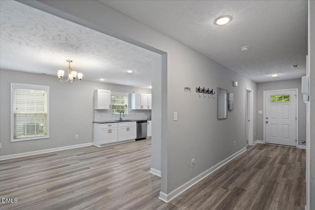 311 W 6th Avenue, Raeford, NC 28376