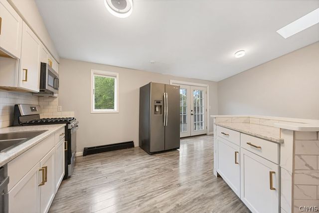 8103 Princess Path, Clay, NY 13090