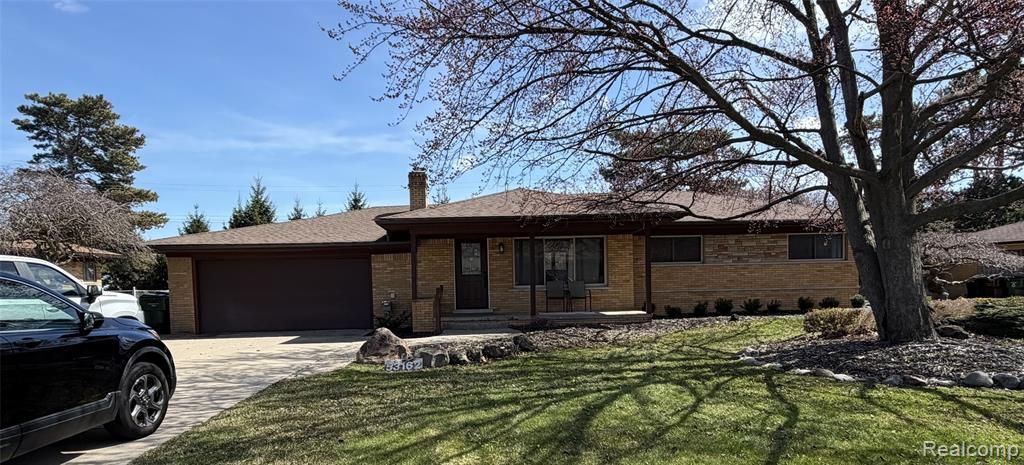 53162 Briar Drive, Shelby Twp, MI 48316