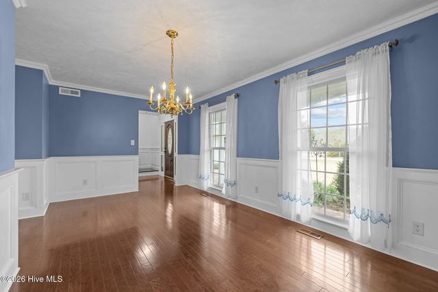 201 Sycamore Drive, Beaufort, NC 28516