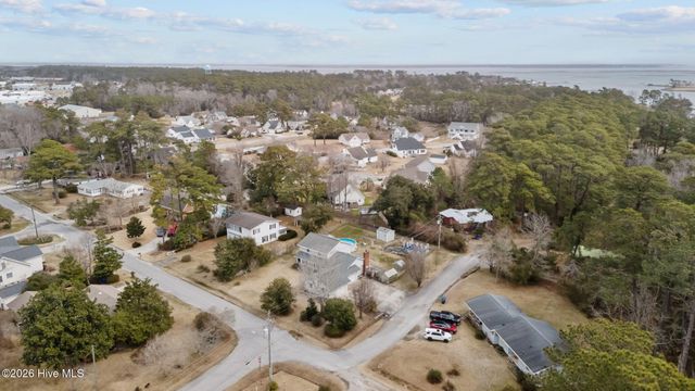 201 Sycamore Drive, Beaufort, NC 28516