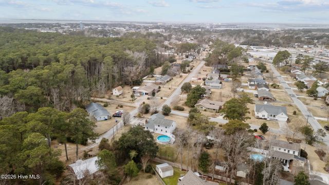 201 Sycamore Drive, Beaufort, NC 28516