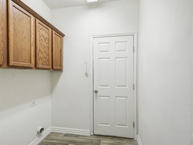 704 Darlington Trail, Fort Worth, TX 76131