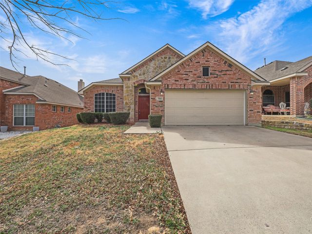 704 Darlington Trail, Fort Worth, TX 76131