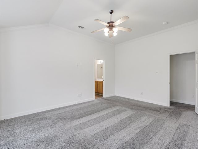 704 Darlington Trail, Fort Worth, TX 76131