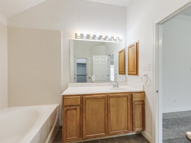 704 Darlington Trail, Fort Worth, TX 76131