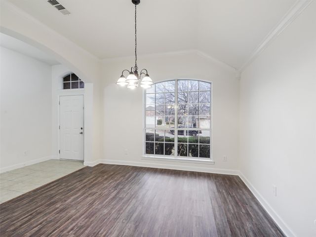 704 Darlington Trail, Fort Worth, TX 76131