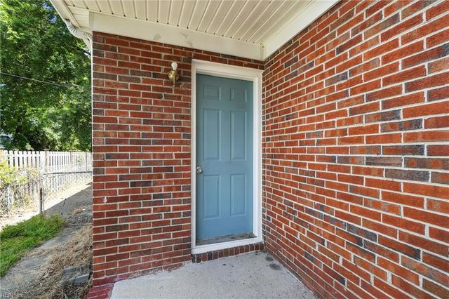 1048 Lindenwood AVE, Norfolk, VA 23504