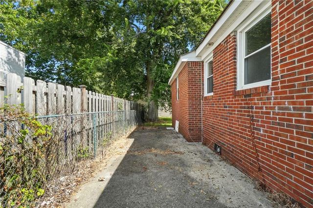1048 Lindenwood AVE, Norfolk, VA 23504