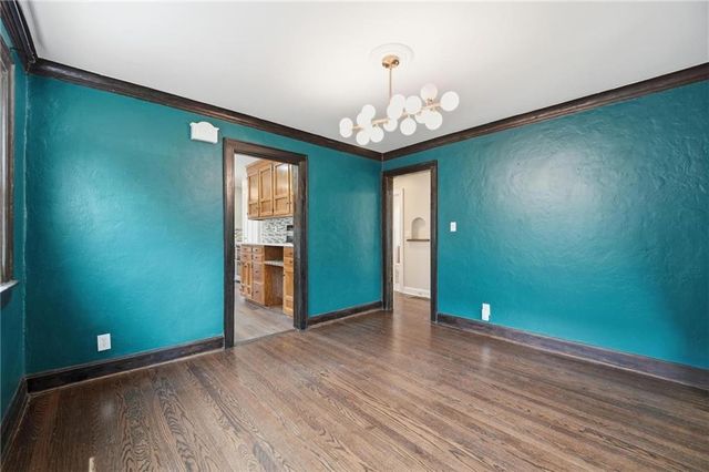 431 E 69th Terrace, Kansas City, MO 64131