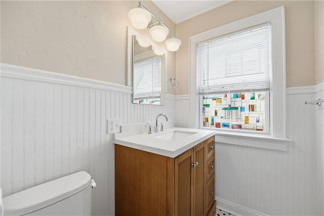 431 E 69th Terrace, Kansas City, MO 64131